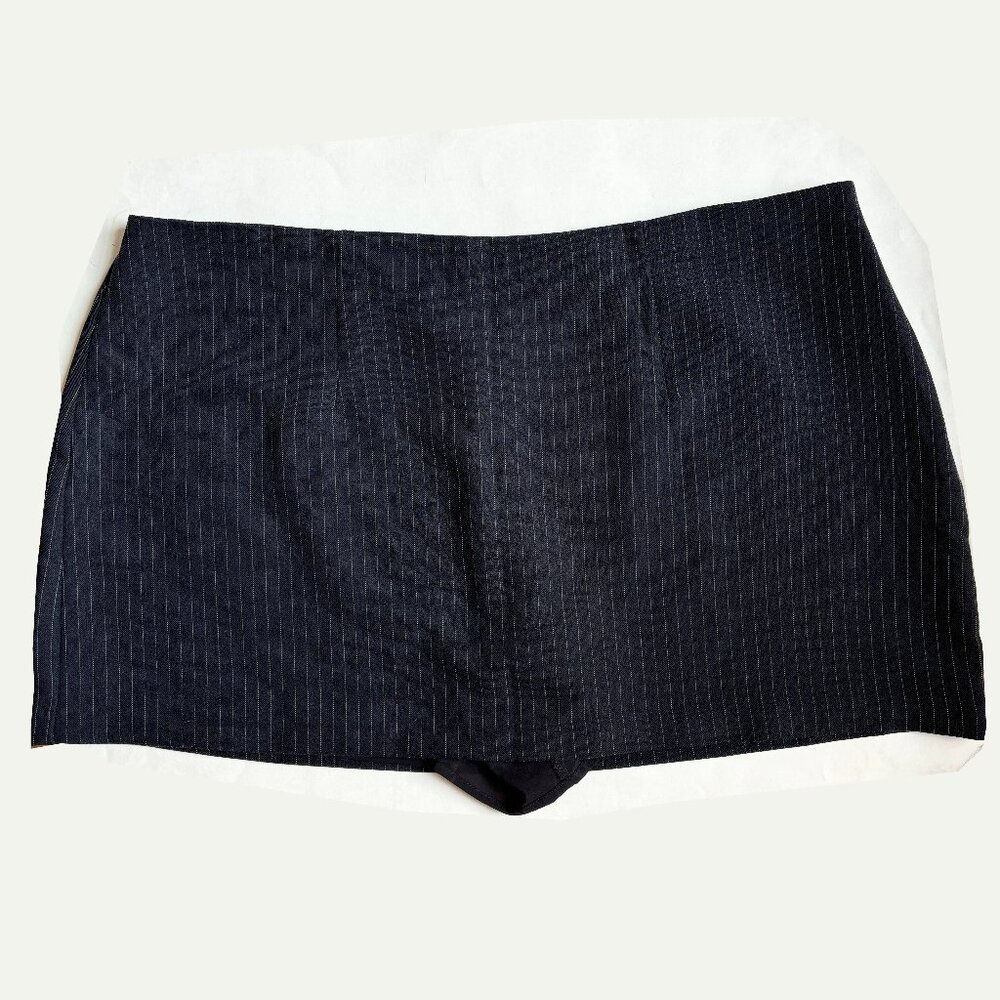 Abercrombie and Fitch Black Skort NWT Pinstripe Grey A&F Mini Skirt Short XXL 2X